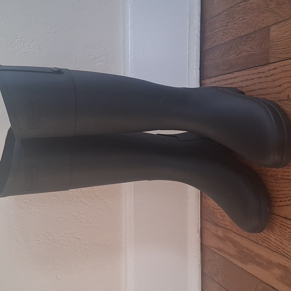 Hunter Refined Riding Boot - Picture 4 of 8